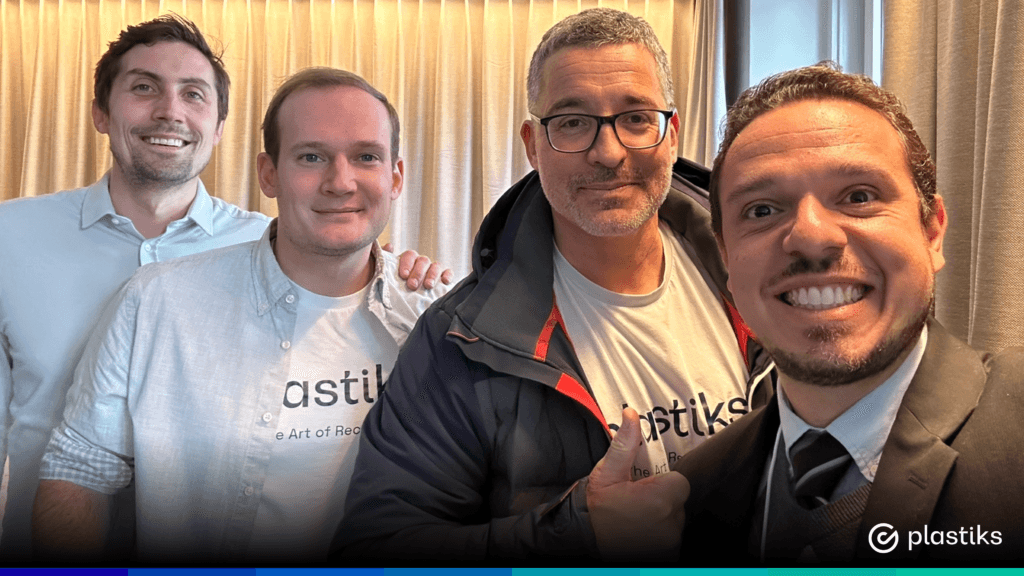 Plastiks founders together taking a selfie in the economic forum congress